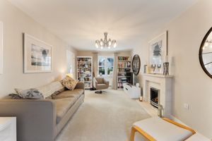 Dual Aspect Lounge- click for photo gallery